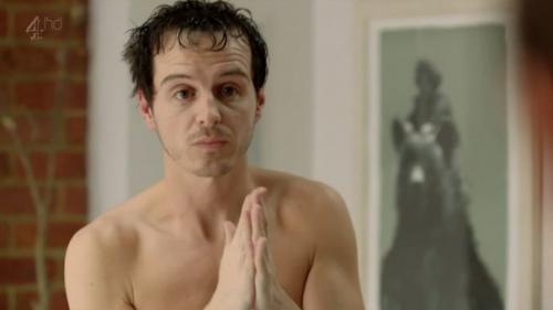 Сегодня, дорогие дамы, у нас в гостях очень интересный воскресный_парнишка! 04