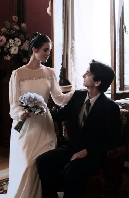 На днях Стася прислала официальные фото со свадьбы - сижу, рассматриваю, вспоминаю. 08