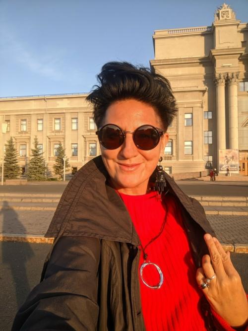 История необыкновенной моно - серьги Модная Девочка. 01 История необыкновенной моно - серьги Модная Девочка. 01