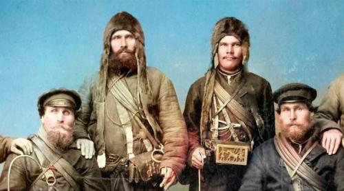 Какие головные уборы мужчины на РУСИ носили. 08