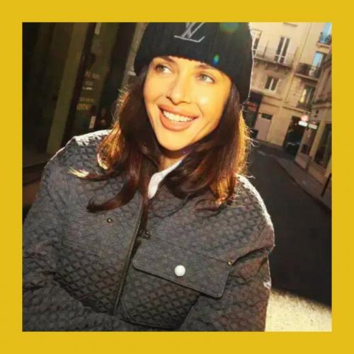 Пока в России нелегко, наши звёзды гуляют по подиумам Парижа. 06