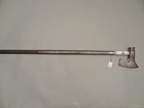 Гарный хлопчик з сокирою. 01 Гарный хлопчик з сокирою. 01