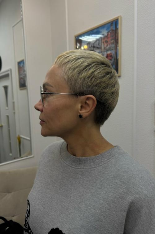 Короткая стрижка идёт не всем! 02