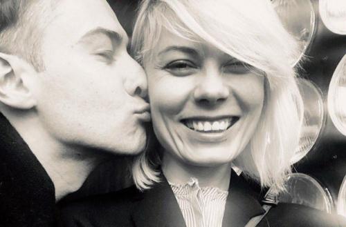 Муж Жанны Фриске выложил фотографии со своей новой возлюбленной и подвергся травле. 01