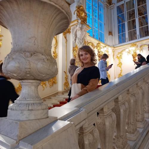 Вода в Санкт-петербурге бросила мне вызов, но я нашла свои способы борьбы с ней, чтобы мои волосы всегда оставались красивыми и здоровыми. 01