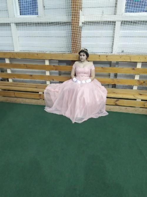 На полонез не опоздали, правда скачки были ещё те. 02