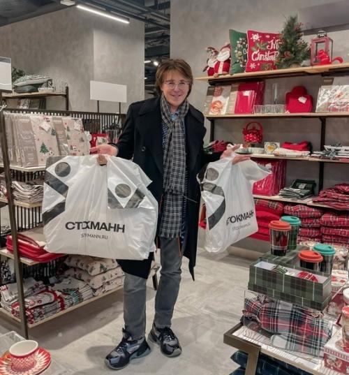 Поклонники Андрея малахова новую прическу телеведущего обсуждают. 01