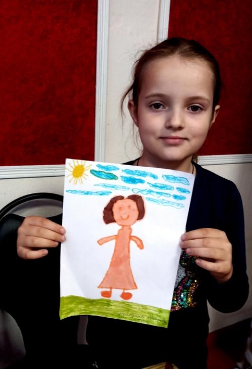 Деньматери рисуютдети жарковскийклуб для каждого ребенка мама - самая красивая и лучшая на земле. 02