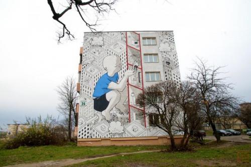 Ребенок - гигант, человек без лица и девушка в вышиванке. 01 Ребенок - гигант, человек без лица и девушка в вышиванке. 01