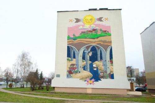 Ребенок - гигант, человек без лица и девушка в вышиванке. 04 Ребенок - гигант, человек без лица и девушка в вышиванке. 04