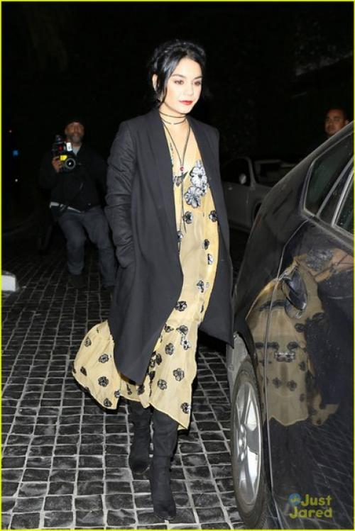 Ванесса фото в инстаграм выложила. 04