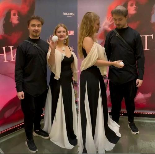 Сын Наташи королевой сильно изменился. 

