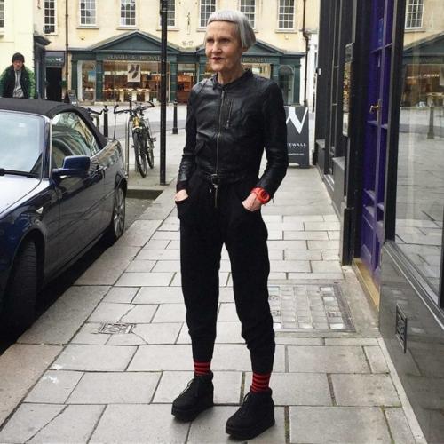 Джин Вудс - 80-летняя модница из британского города бат. 02