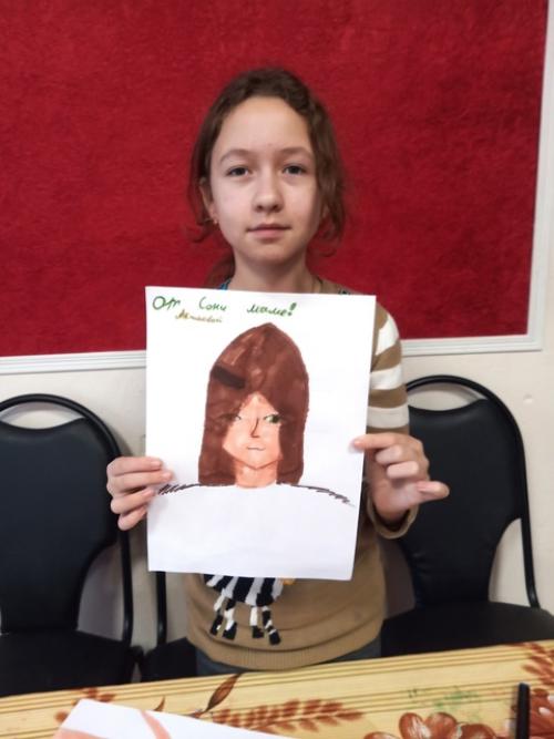 Деньматери рисуютдети жарковскийклуб для каждого ребенка мама - самая красивая и лучшая на земле. 03