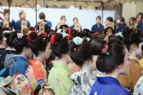 Куси - мацури: с благодарностью к расческе. 04