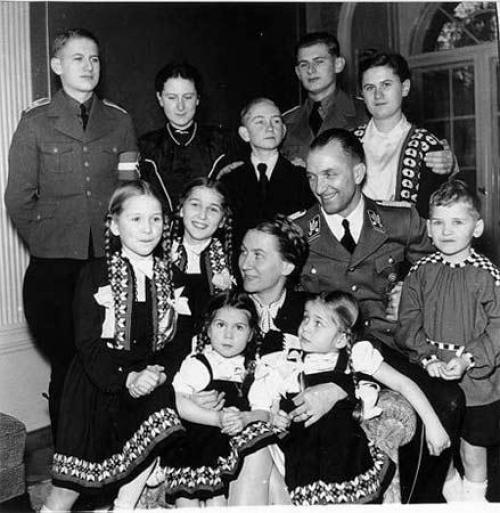 Женщины в III рейхе. 06 Женщины в III рейхе. 06