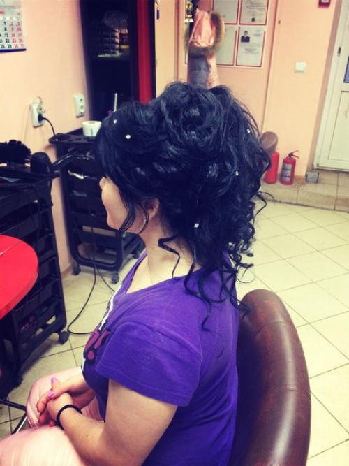 Готовимся к прекрасному вечеру прическа почти. 03