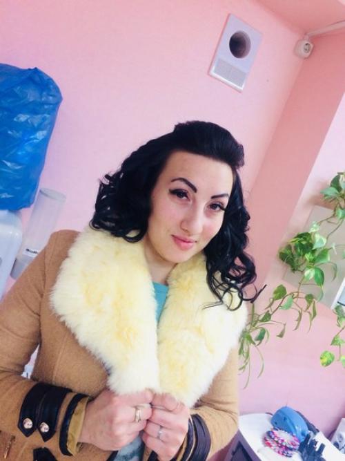 Готовимся к прекрасному вечеру прическа почти. 06