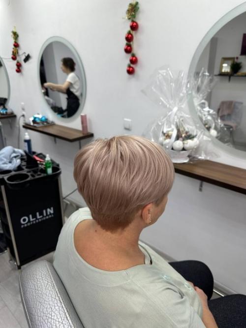 Клубничный зефир не только вкусный десерт, но и модное окрашивание. 04