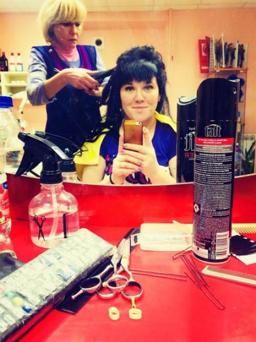 Готовимся к прекрасному вечеру прическа почти. 05