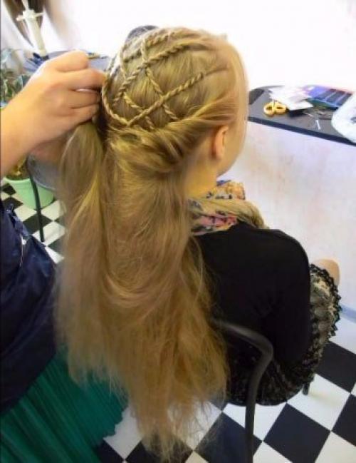 Пушистая прическа на праздник? 03