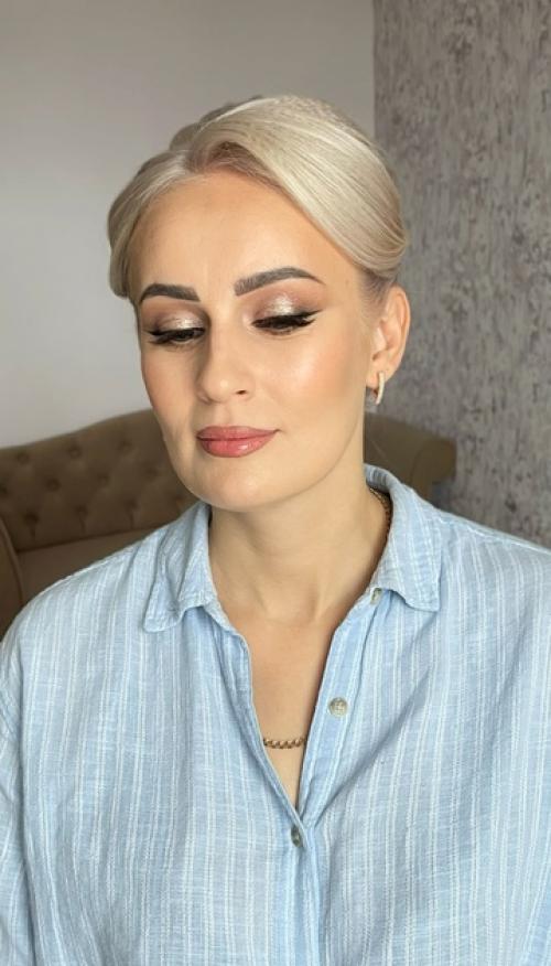 Каждый новый день - это возможность порадовать кого-то и сделать чуть счастливее! 01