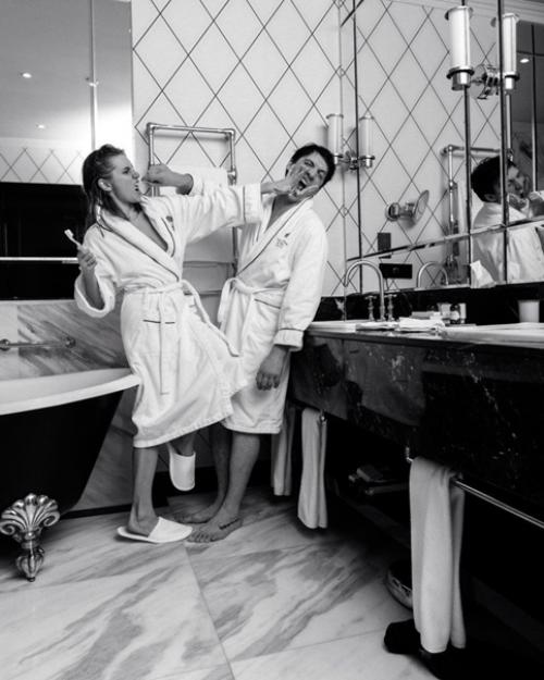 Несколько монохромных фото огненной пары! 05