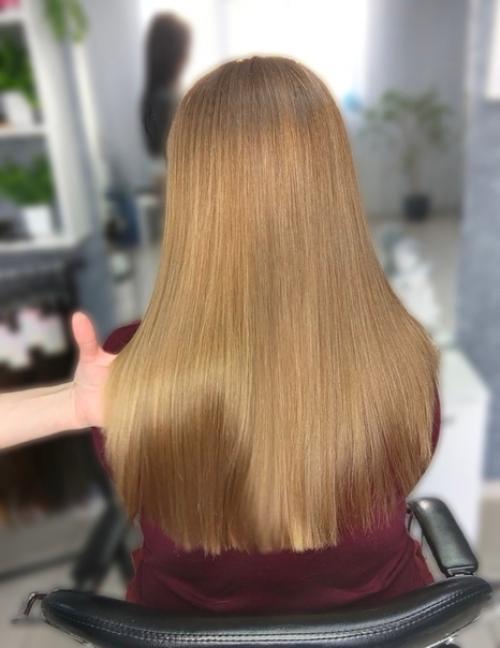 Желание создать объём и тем самым себя преобразить заставляет женщин ежедневно накручивать и укладывать волосы, делать начёсы. 08