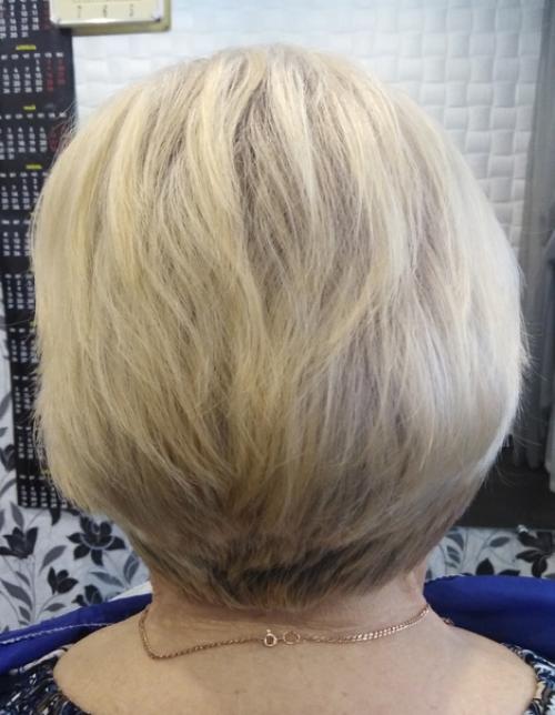 Стрижка боб на короткие волосы действительно универсальной считается. 02