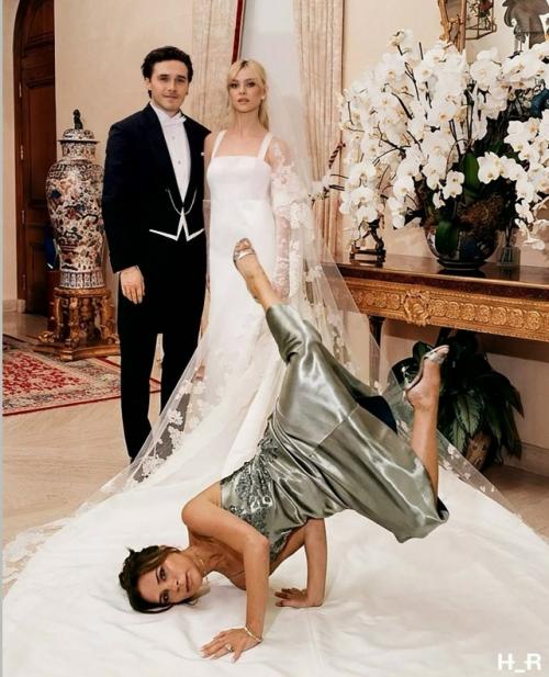 Стало известно, как Виктория Бекхэм портила свадебный танец. 02