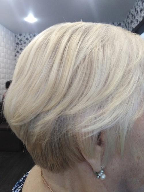 Стрижка боб на короткие волосы действительно универсальной считается. 01