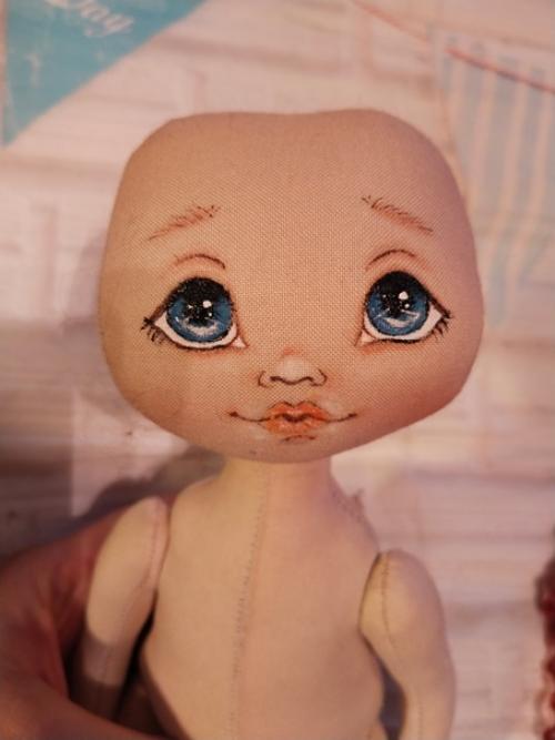 Хочу поделится мк по приклейке и приваливанию кудряшек! 01