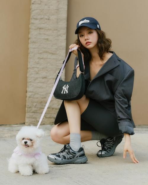 300324: фотосессия хери для Dazed. 03