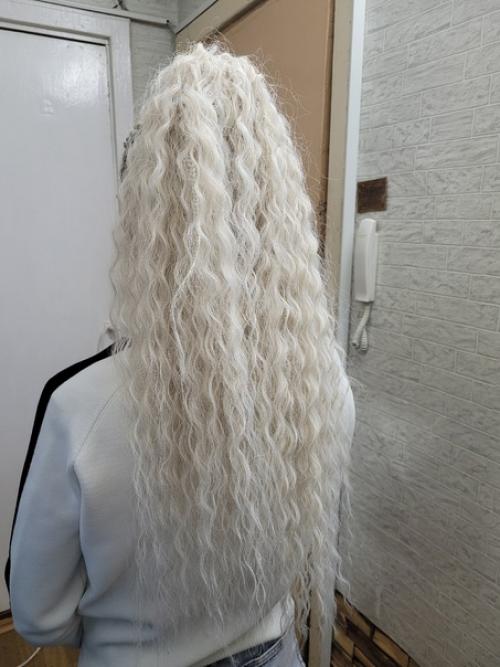 Кудрявый афрохвост.  Срок носки любой прически от разных факторов зависит. 01