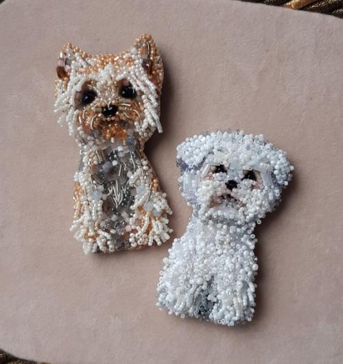 Мои собачули.  Иногда кажется, что я уже с закрытыми глазами вышью этих замечательных йориков, бишонов, шпицов. 02