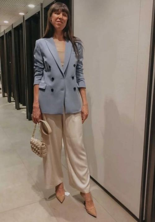 Вк Напомнил:  Это был интересный опыт, побыть моделью и довериться стилисту. 01