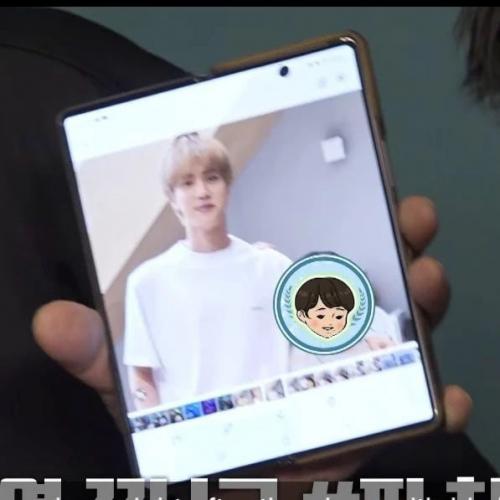 Джин пришел поиграть с внуком ли ёнбока. 02