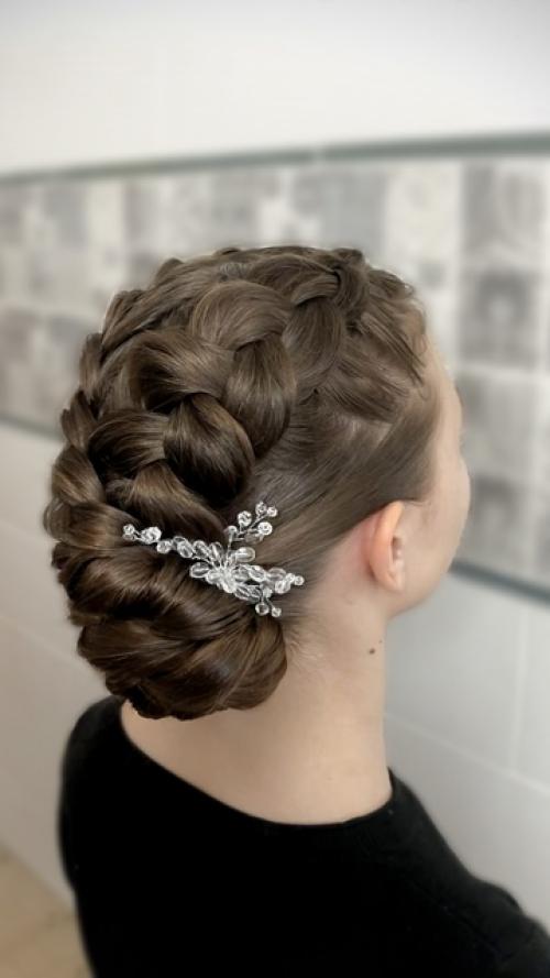 Как подготовить волосы к прическе? 07