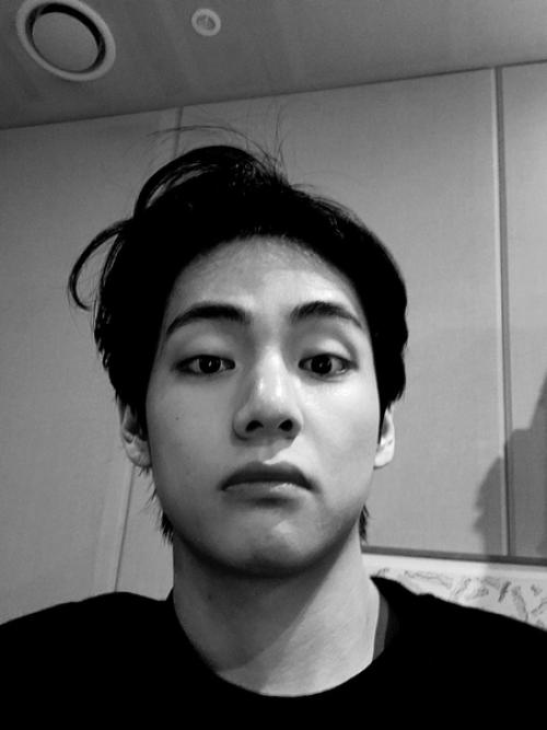 Залипорн@Peach_Blue Taehyung. 01