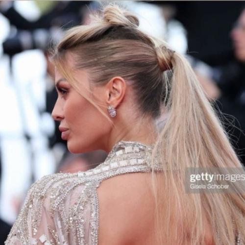 Говорят, что прическа - последний штрих, показывающий, знает ли женщина саму себя. 08