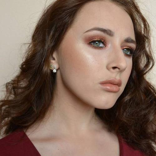 Завтра - 16 апреля (понедельник) нужны модели на макияж в 12 ч и 13. 03