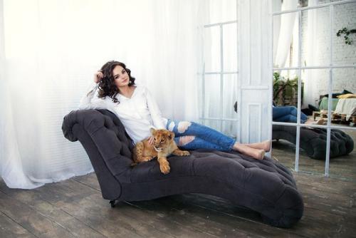 Принимаю заказы на фотосессии с тигренком и львенком на 21-22 апреля! 02