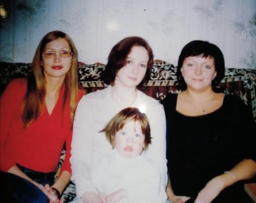 Самые классные подарки, неожиданные воспоминания, от того, кто знает тебя с детства. 03