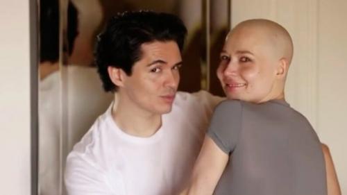 Подлинная Красота не Зависит от Волос: после химиотерапии лерчек самостоятельно сбрила их налысо. 05