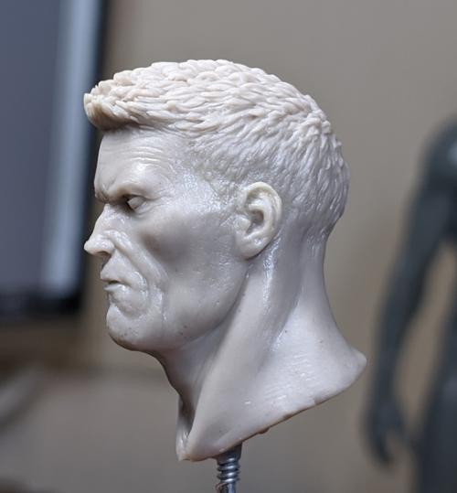 Год назад я делал этого варвара и вспомнил, что у меня где-то были фото процесса лепки его волос. 07