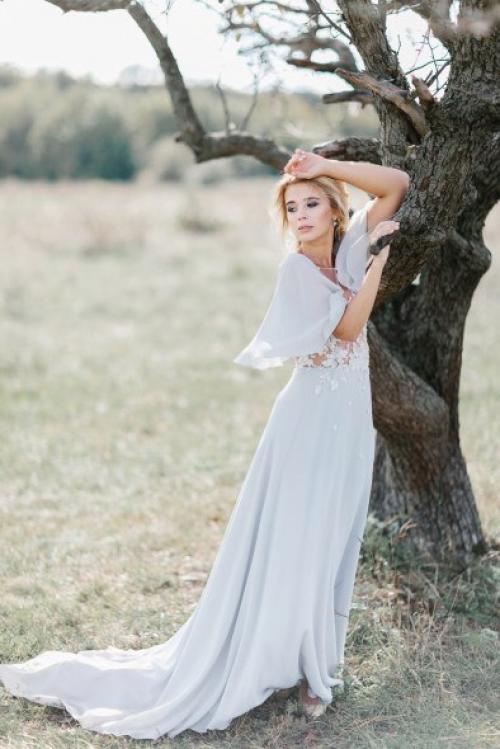 Ищу девушку блондинку или рыженькую на бесплатную фотосессию ( 3 апреля) с профессиональным макияжем и прической? 01