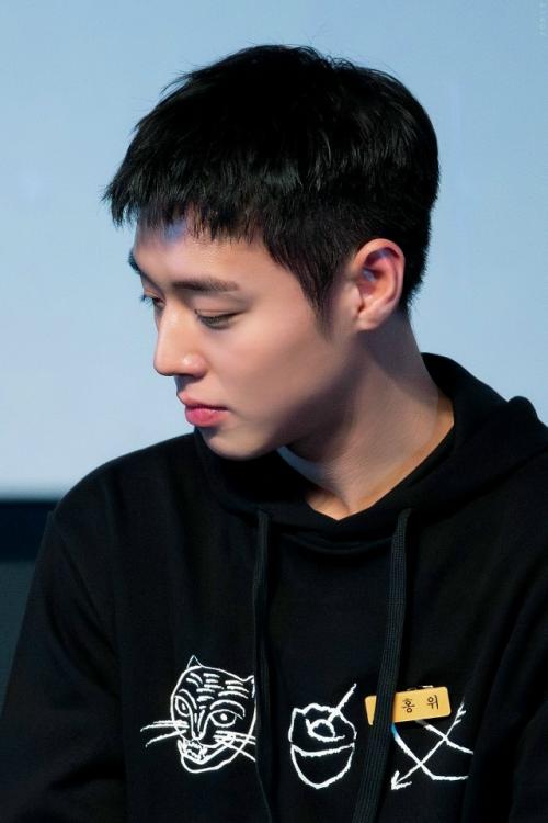 050426: прическа, из-за которой пак джихун чувствовал себя неловко все 8 месяцев съемок. 02