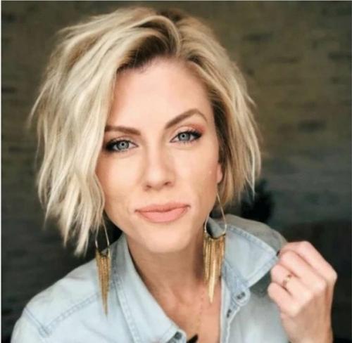 Главная стрижка сезона 2022-2023 года - модное каре. 04