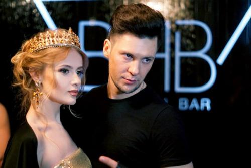 Побывала на презентации группы D - Luxe @d_luxe2015 в BHB! 02