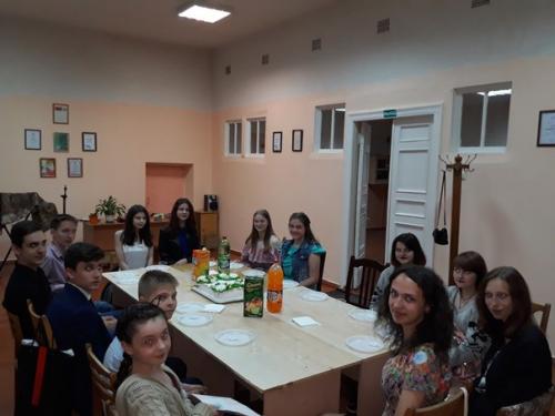 Мы встретились с вами - был первый урок, в мир музыки сделан был первый шажок. 03 Мы встретились с вами - был первый урок, в мир музыки сделан был первый шажок. 03